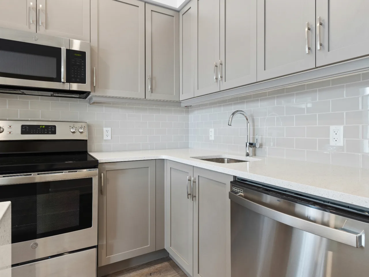 Spotless modern kitchen after a Eudemonia deep clean